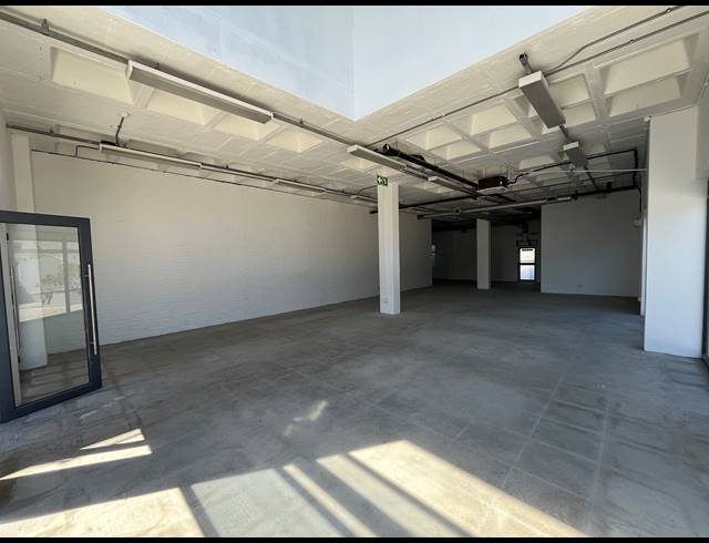 185M² RETAIL TO LET IN MILNERTON CENTRAL